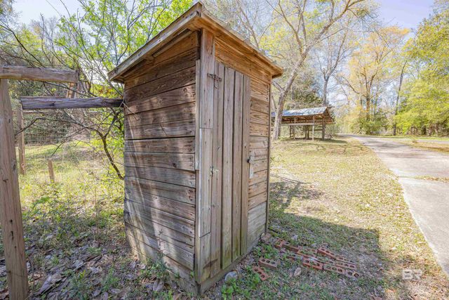 48248 Chastang Lake Road, Bay Minette, AL 36507