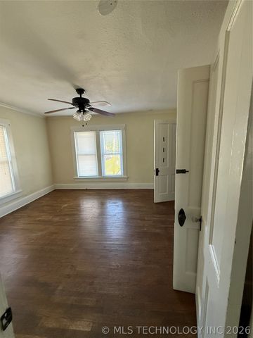 509 S Shawnee Avenue, Bartlesville, OK 74003