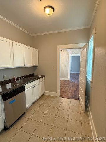 509 S Shawnee Avenue, Bartlesville, OK 74003