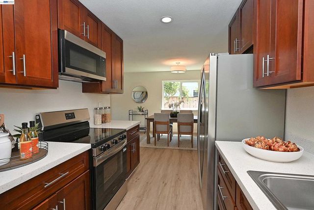 4809 Barbara Ct, Union City, CA 94587