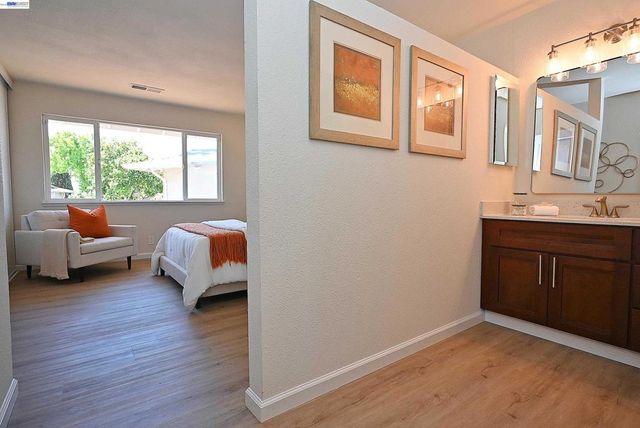 4809 Barbara Ct, Union City, CA 94587