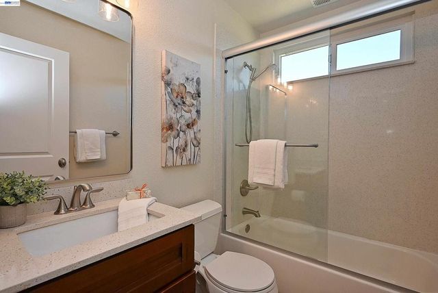 4809 Barbara Ct, Union City, CA 94587