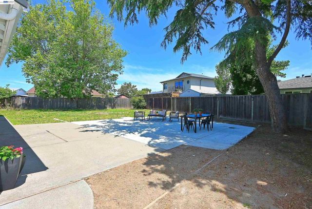 4809 Barbara Ct, Union City, CA 94587