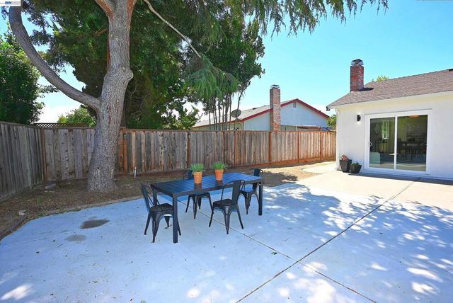 4809 Barbara Ct, Union City, CA 94587