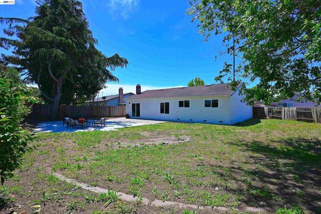 4809 Barbara Ct, Union City, CA 94587