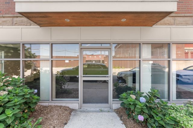 637 E 1st St, Boston, MA 02127