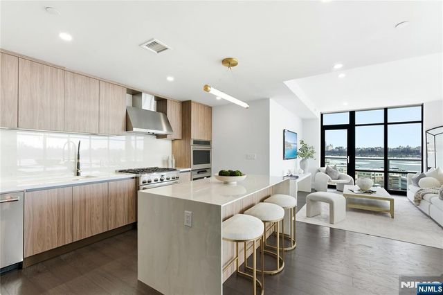 8701 Churchill Road 1401, North Bergen, NJ 07047