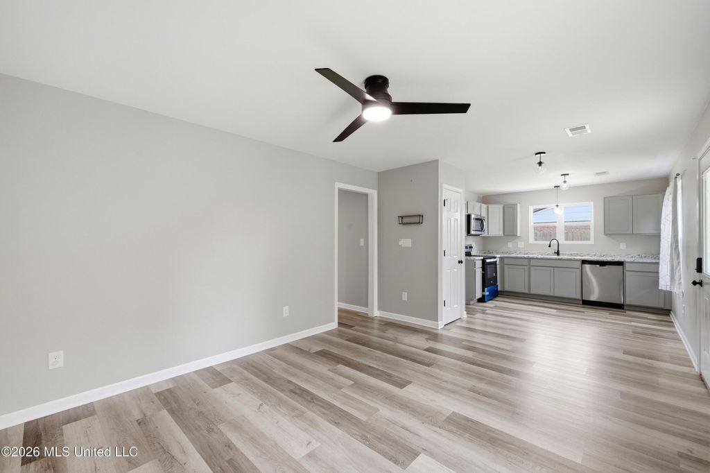 3035 Normandy Drive, Horn Lake, MS 38637 — photo 5