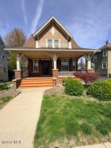 909 Woodland Avenue, Schenectady, NY 12309