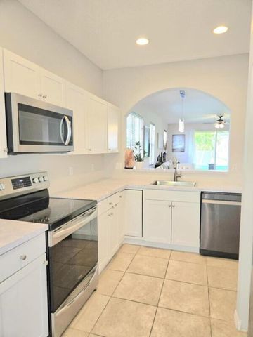 9658 SW Lindale Trace Boulevard, Port St Lucie, FL 34987