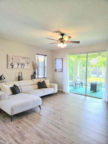 9658 SW Lindale Trace Boulevard, Port St Lucie, FL 34987