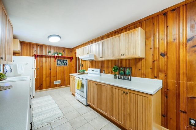 41 Piedmont Drive, Rustburg, VA 24588