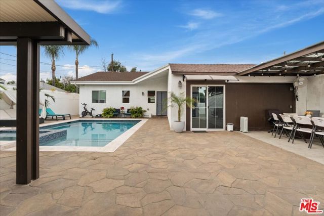 12013 Neenach Street, Sun Valley (los Angeles), CA 91352