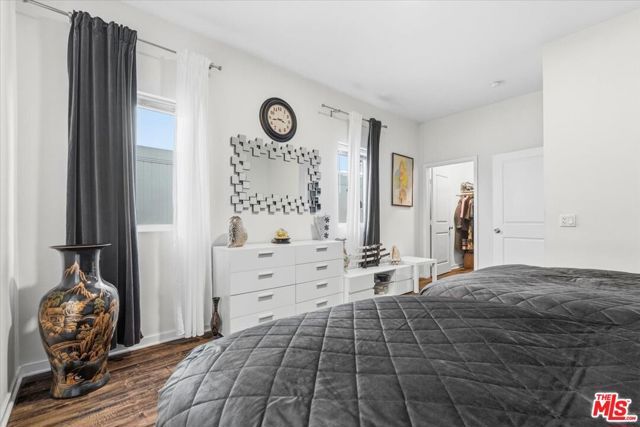12013 Neenach Street, Sun Valley (los Angeles), CA 91352
