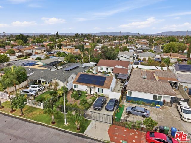12013 Neenach Street, Sun Valley (los Angeles), CA 91352