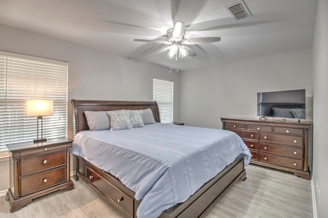 101 Wasco Cove, Gainesville, TX 76240