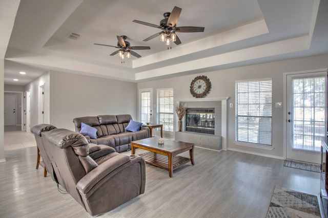 101 Wasco Cove, Gainesville, TX 76240