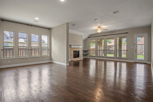 4502 Martha Avenue, Sachse, TX 75048