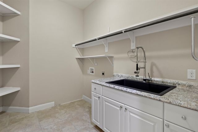 4502 Martha Avenue, Sachse, TX 75048