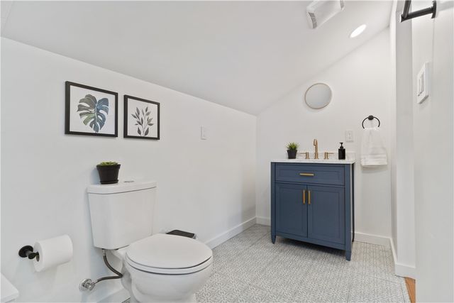 1238 Butterfield Way, Central North Side, PA 15212