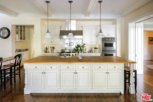 1667 Amalfi Drive, Pacific Palisades (los Angeles), CA 90272