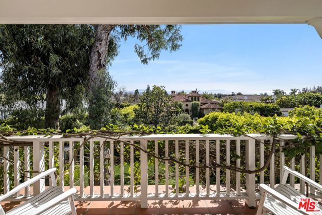 1667 Amalfi Drive, Pacific Palisades (los Angeles), CA 90272