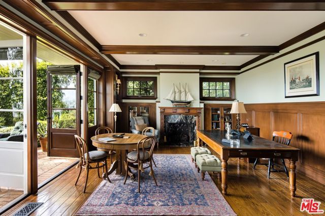 1667 Amalfi Drive, Pacific Palisades (los Angeles), CA 90272