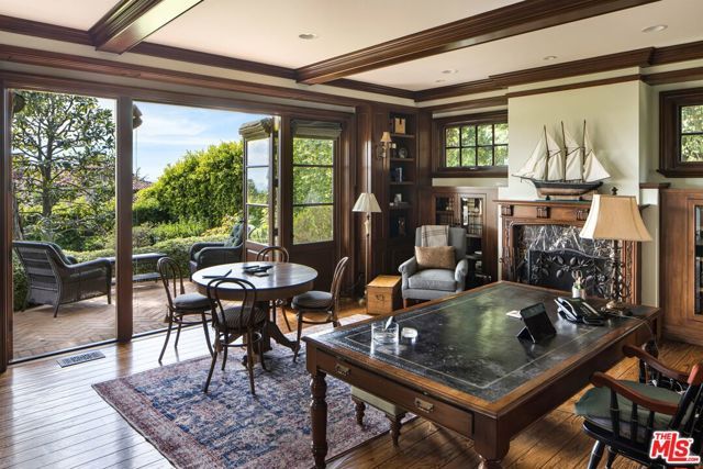 1667 Amalfi Drive, Pacific Palisades (los Angeles), CA 90272