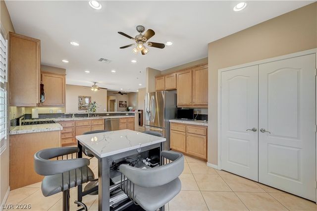 3713 Corte Bella Hills Avenue, North Las Vegas, NV 89081