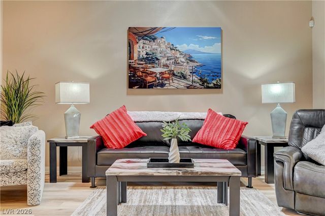 3713 Corte Bella Hills Avenue, North Las Vegas, NV 89081