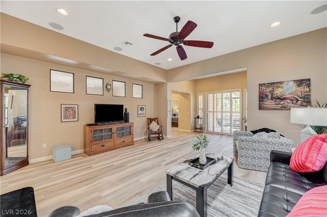3713 Corte Bella Hills Avenue, North Las Vegas, NV 89081