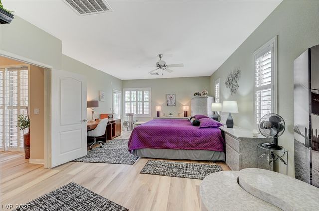 3713 Corte Bella Hills Avenue, North Las Vegas, NV 89081