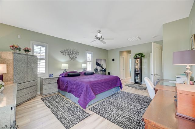 3713 Corte Bella Hills Avenue, North Las Vegas, NV 89081