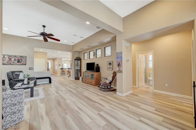 3713 Corte Bella Hills Avenue, North Las Vegas, NV 89081