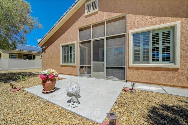 3713 Corte Bella Hills Avenue, North Las Vegas, NV 89081