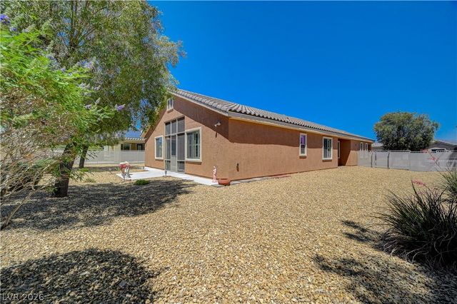 3713 Corte Bella Hills Avenue, North Las Vegas, NV 89081