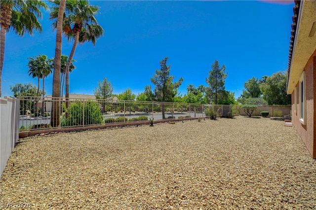 3713 Corte Bella Hills Avenue, North Las Vegas, NV 89081