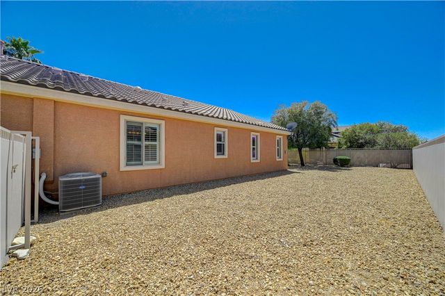 3713 Corte Bella Hills Avenue, North Las Vegas, NV 89081
