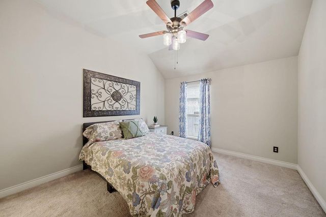 527 Jordan Creek Court, League City, TX 77573