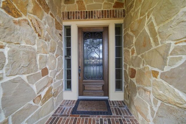 527 Jordan Creek Court, League City, TX 77573