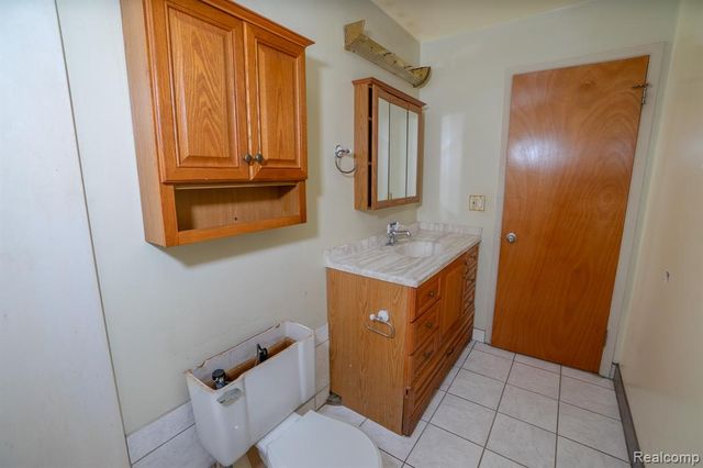 12667 Blackstone Street, Detroit, MI 48223