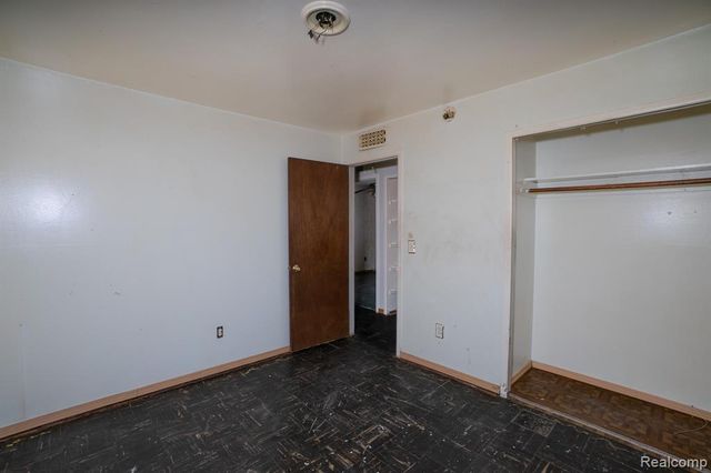 12667 Blackstone Street, Detroit, MI 48223