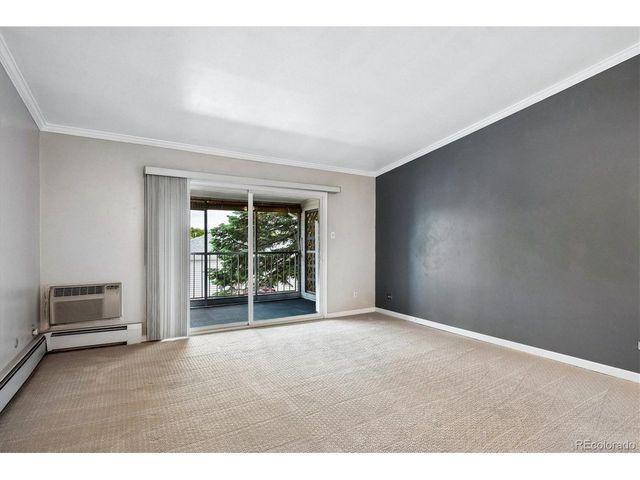 715 S Clinton St 2B, Denver, CO 80247