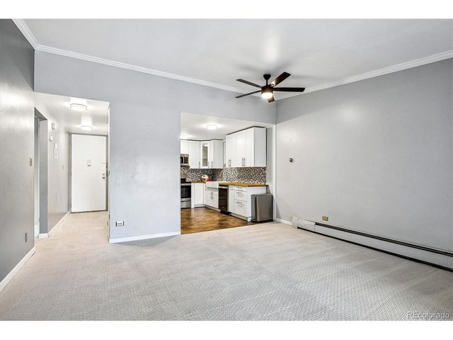 715 S Clinton St 2B, Denver, CO 80247