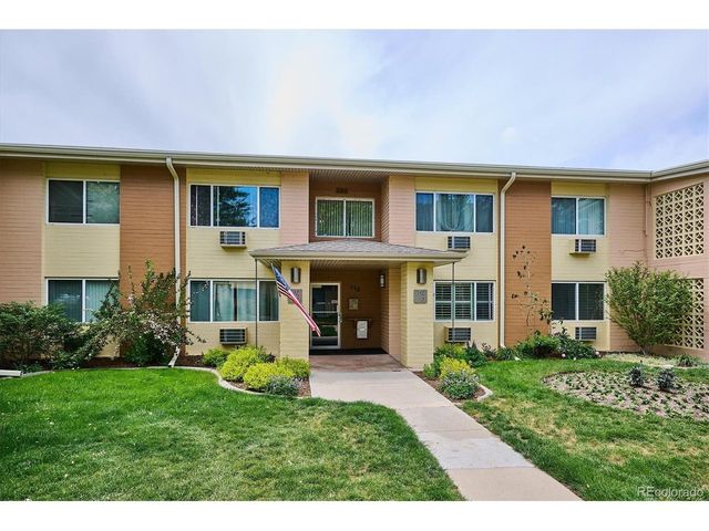 715 S Clinton St 2B, Denver, CO 80247