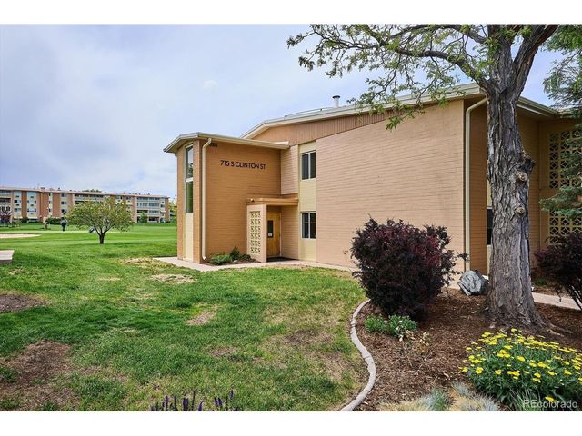 715 S Clinton St 2B, Denver, CO 80247