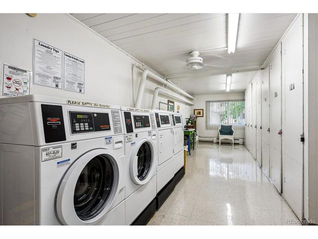 715 S Clinton St 2B, Denver, CO 80247