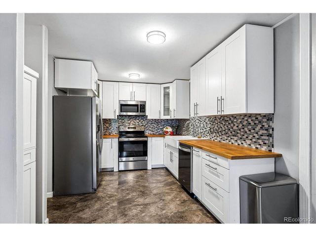 715 S Clinton St 2B, Denver, CO 80247