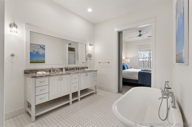 29 Water Street 7, Carlton Landing, OK 74432