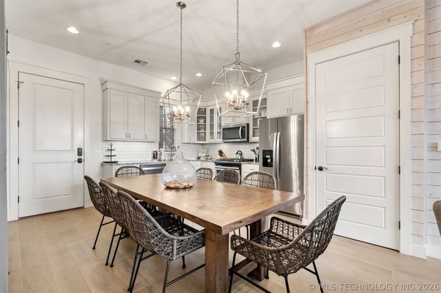 29 Water Street 7, Carlton Landing, OK 74432